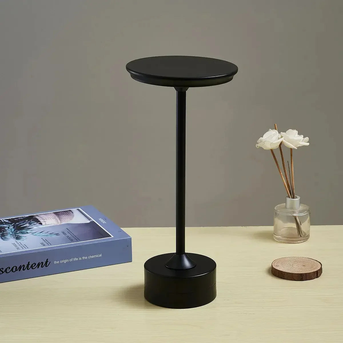 Wireless Table Lamp With Touch Sensor (Rechargeable)